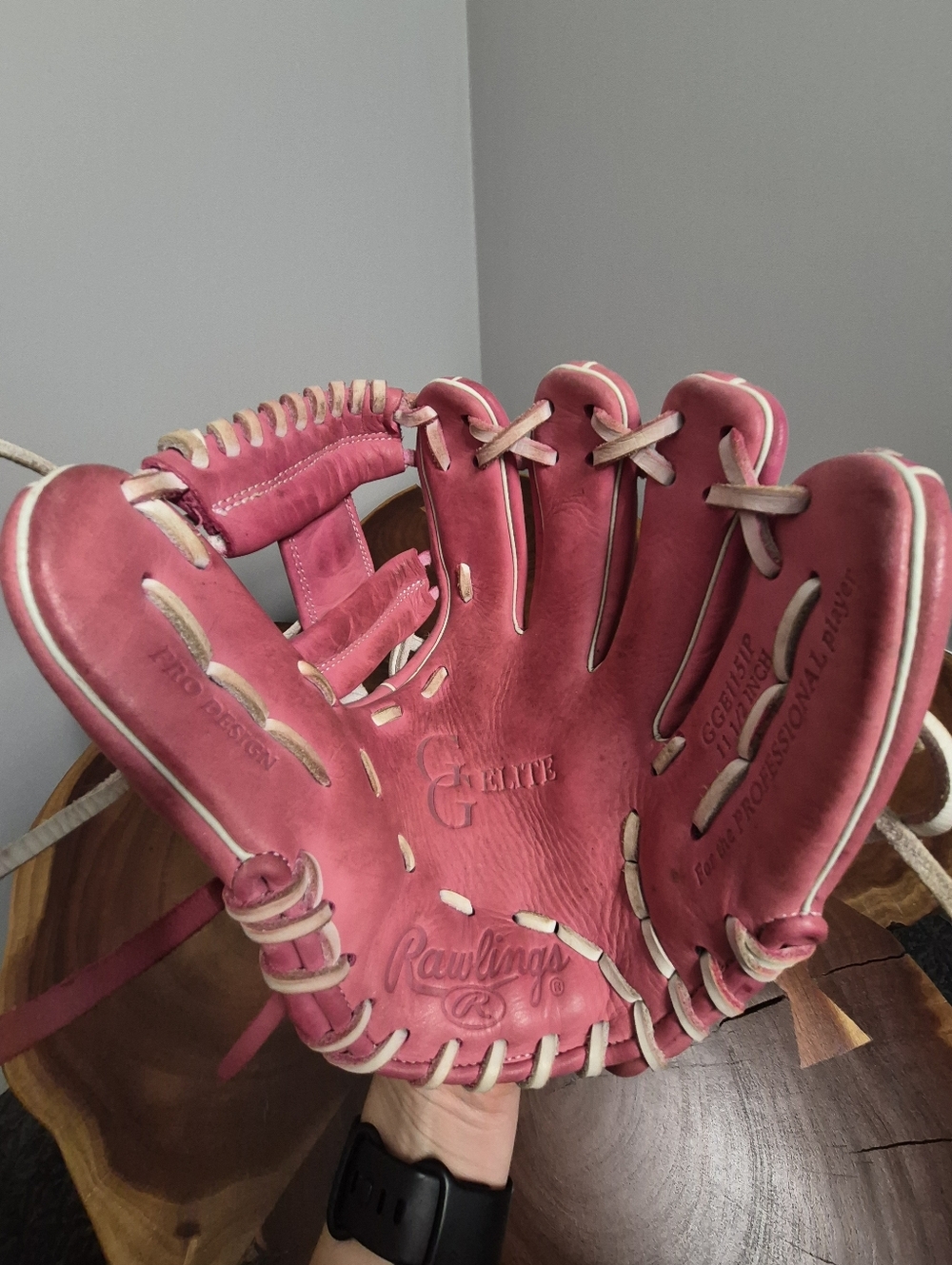 Rawlings Gold Glove GG Elite 11.5 Inch Baseball Glove Pink - Picture 8 of 13